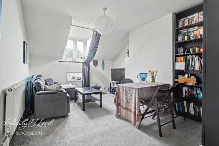 2 Bedroom Flat To Rent In Burrage Road, London, SE18