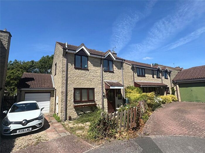 3 Bedroom Detached House To Rent In Melfort Close, Sparcells, Swindon, Wiltshire, SN5