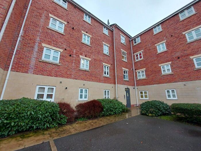 2 Bedroom Semi Detached House For Sale In Waters Edge, Middleton, Manchester, M24