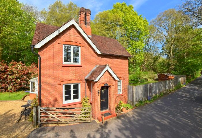 3 Bedroom Detached House For Sale In Convent Lane, Cobham, KT11