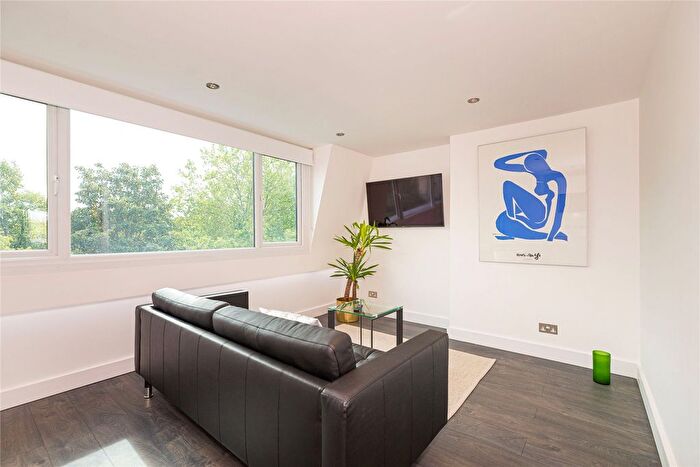 1 Bedroom Flat For Sale In Old Brompton Road, Earl's Court, SW5