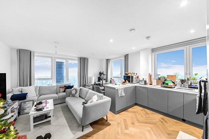 2 Bedroom Flat For Sale In Mile Walk, London, NW6