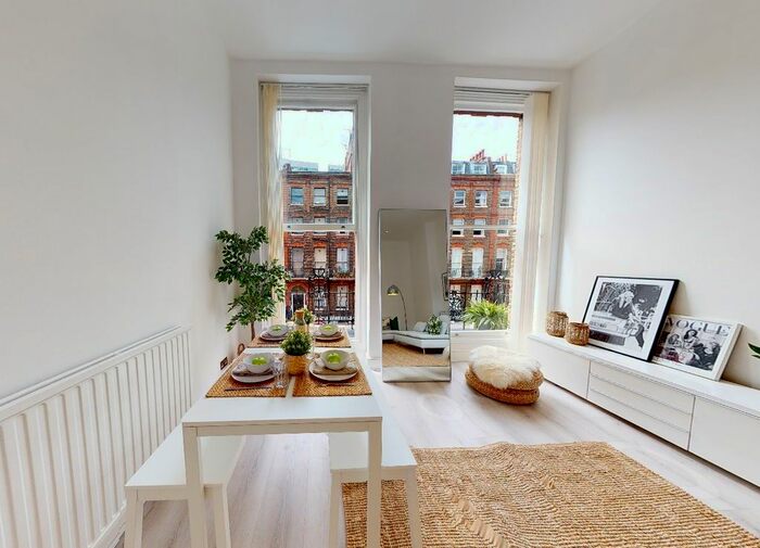 1 Bedroom Flat To Rent In Nottingham Place, Marylebone, London, W1U