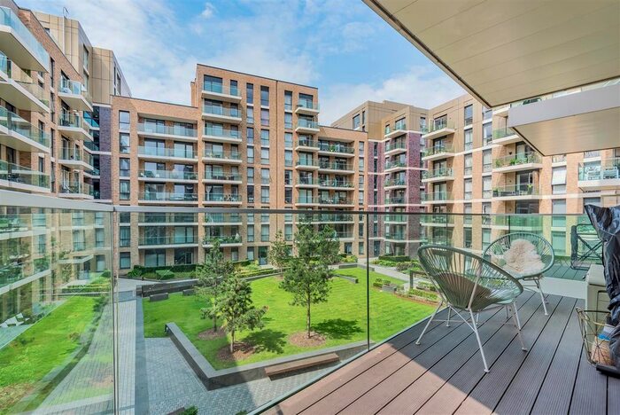 1 Bedroom Flat To Rent In Queenshurst Square, Kingston Upon Thames, KT2