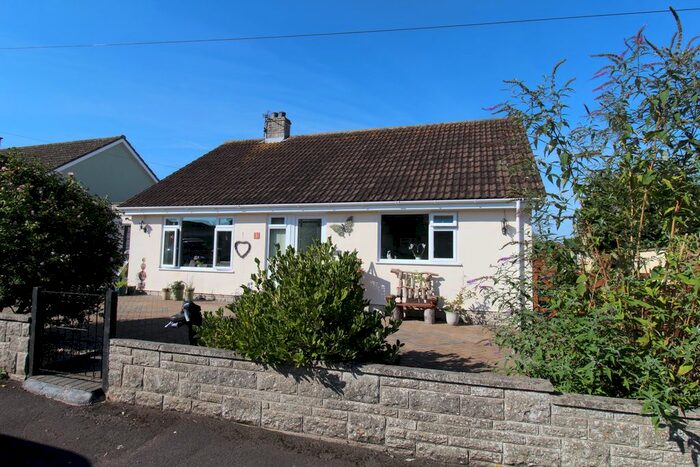 3 Bedroom Detached Bungalow For Sale In Chapel Close, Chilton Polden, Bridgwater, TA7