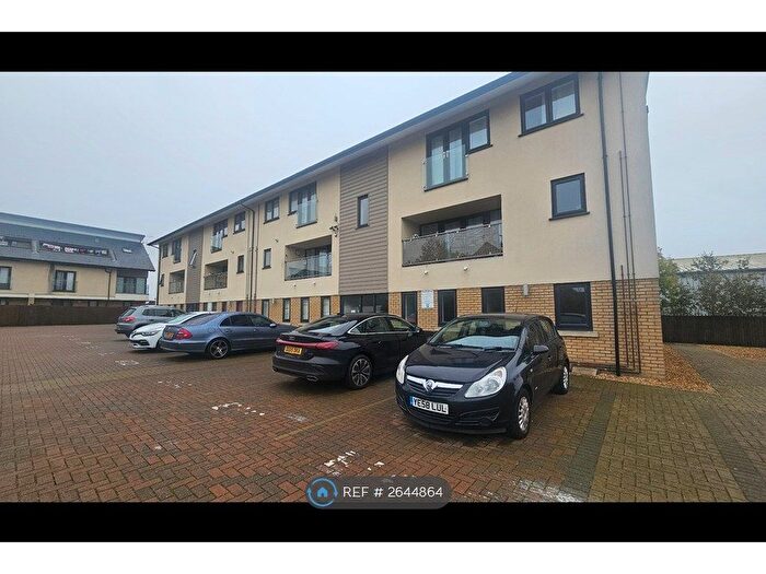 2 Bedroom Flat To Rent In Stonehouse Court, Stanground, Peterborough, PE2