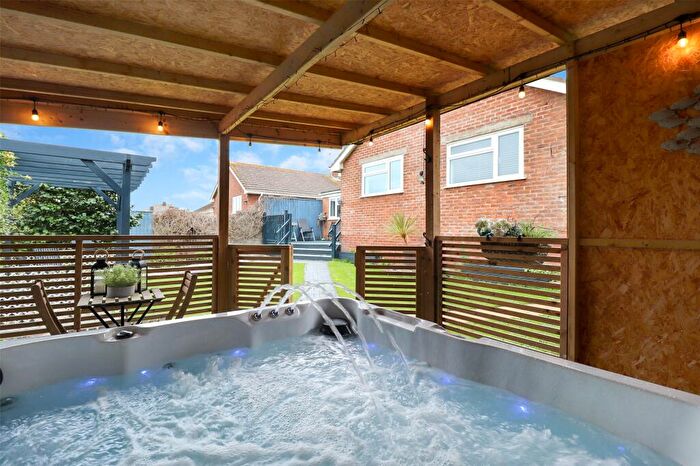 3 Bedroom Detached Bungalow For Sale In Swanswood Gardens, Westward Ho!, Bideford, EX39