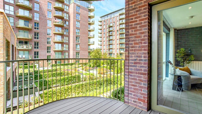 1 Bedroom Apartment For Sale In Pegler Square Kidbrooke Village Greenwich, London, SE3