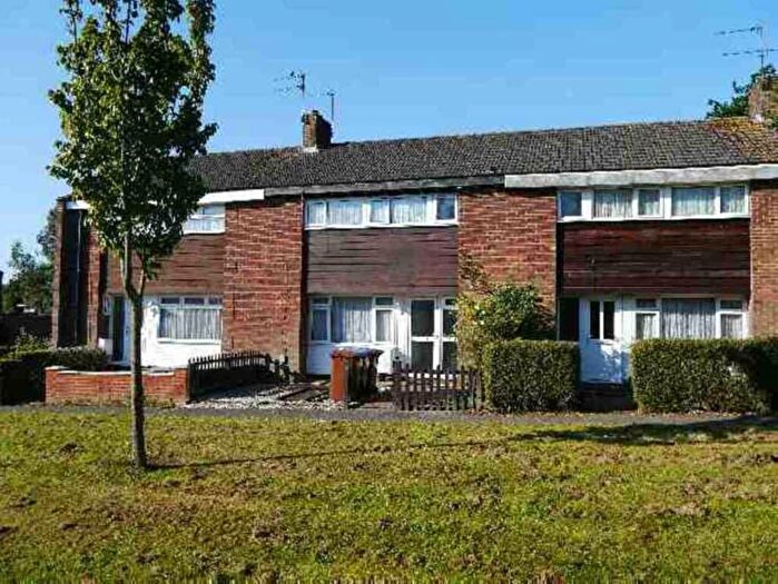 3 Bedroom House To Rent In Lark Rise, Hatfield, AL10