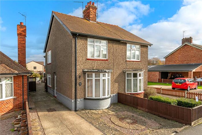 2 Bedroom Semi Detached House For Sale In Meadowgate, Bourne, Lincolnshire, PE10