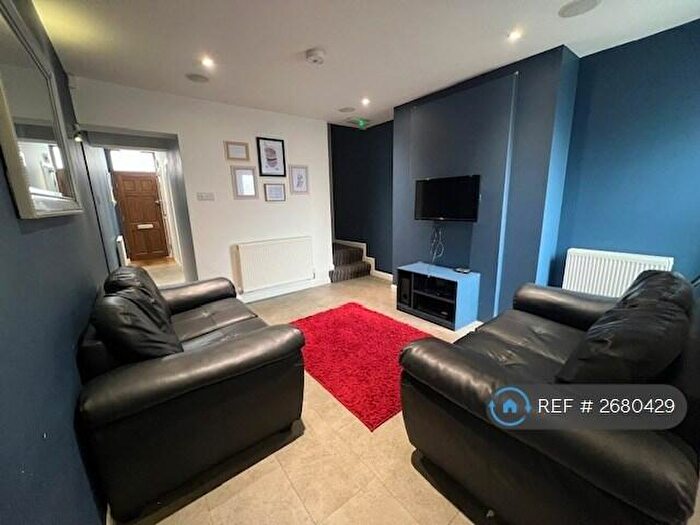 4 Bedroom Terraced House To Rent In Watford Street, Stoke-On-Trent, ST4
