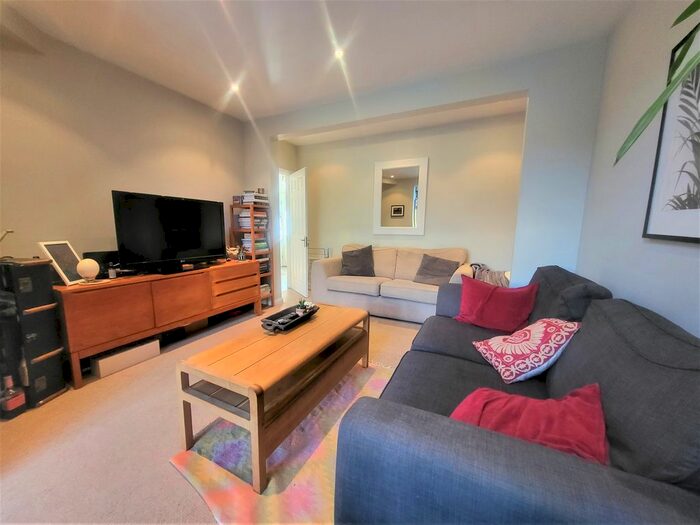 4 Bedroom Terraced House To Rent In Dawnay Road, London, SW18