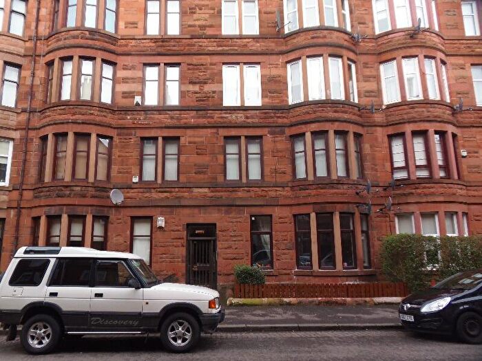 2 Bedroom Flat To Rent In Dundrennan Road, Battlefield, Glasgow, G42