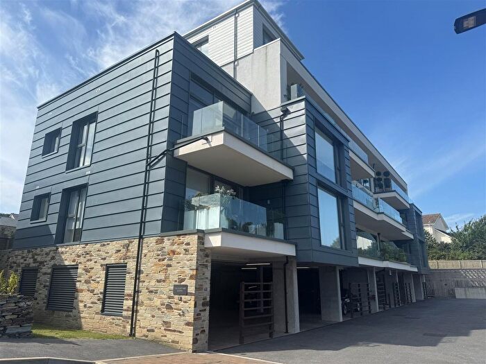 2 Bedroom Flat For Sale In Rashleigh Road, Duporth, PL26