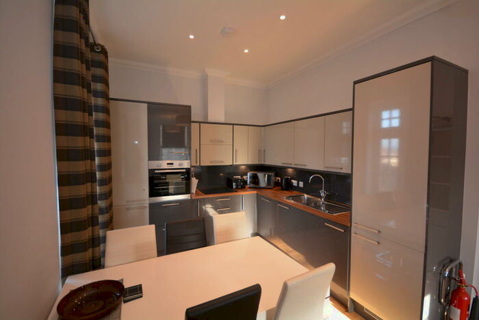 2 Bedroom Flat To Rent In , Ardconnel Court, Inverness, IV2