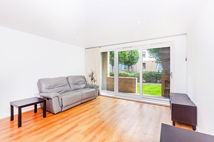 2 Bedroom Flat To Rent In East Pilton Farm Avenue, Pilton, Edinburgh, EH5