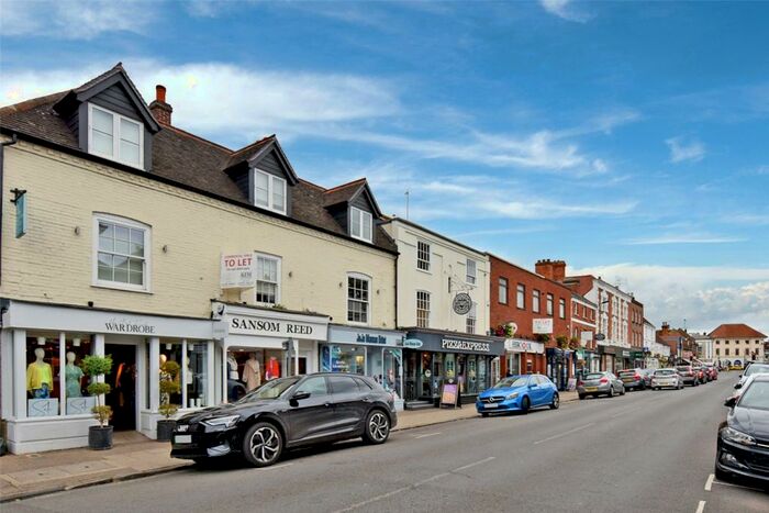 2 Bedroom Apartment To Rent In High Street, Marlow, Buckinghamshire, SL7