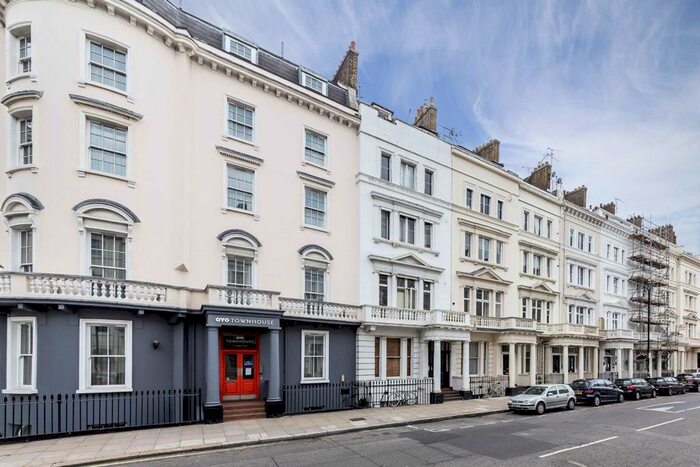 Studio To Rent In St. Georges Drive, London SW1V
