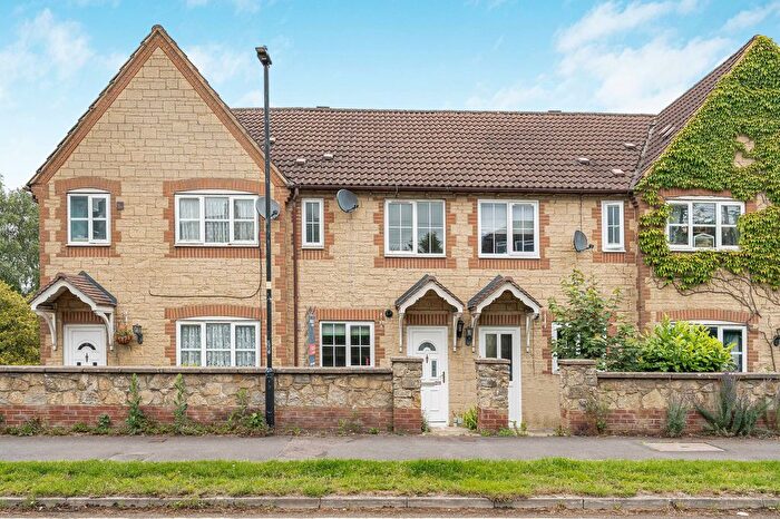 2 Bedroom Terraced House To Rent In Park Road, Malmesbury, SN16