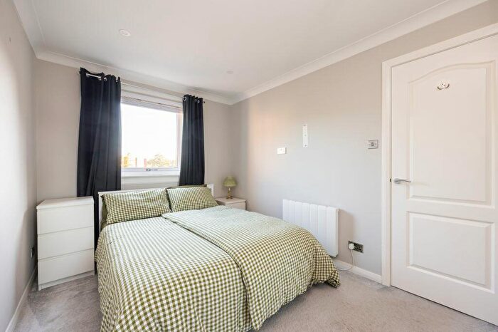 1 Bedroom Flat For Sale In / Coxfield, Edinburgh, EH11