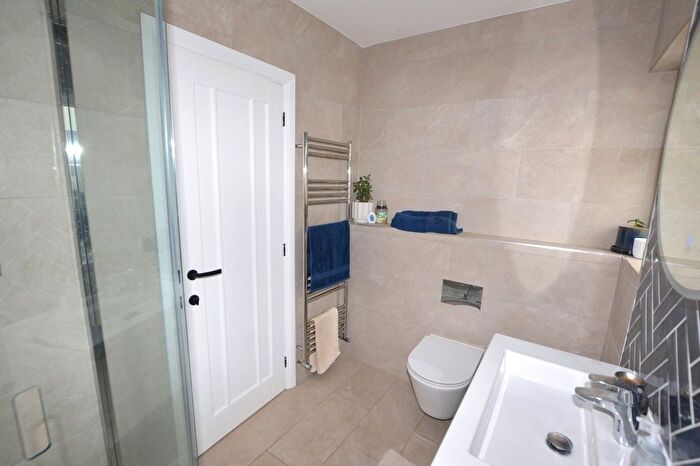 2 Bedroom Detached Bungalow For Sale In Bowerland Avenue, Watcombe Park, Torquay, Devon, TQ2