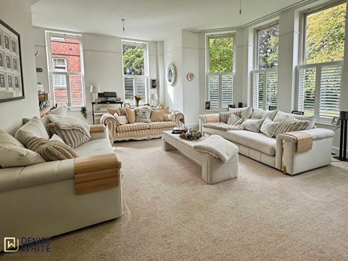 3 Bedroom Town House For Sale In Willow Drive, Cheddleton, Staffordshire, ST13