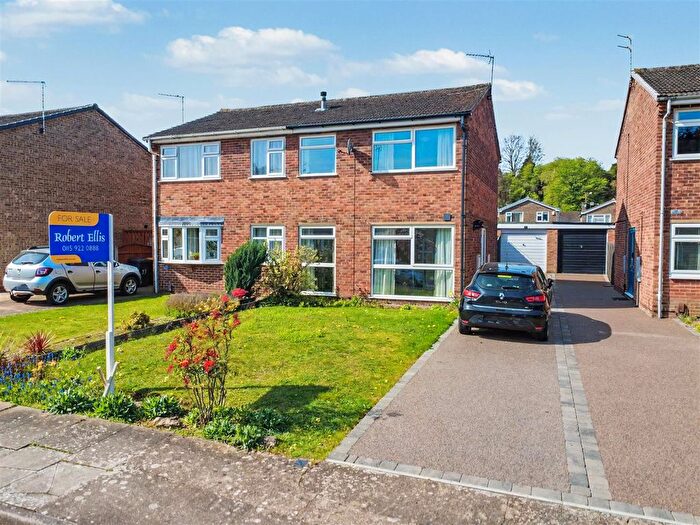 3 Bedroom Property For Sale In Leamington Drive, Beeston, NG9