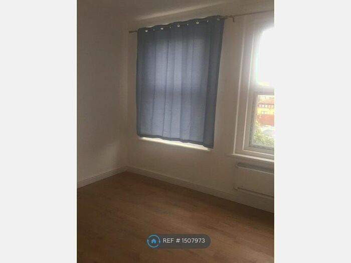 1 Bedroom Flat To Rent In Broadway, London, W13