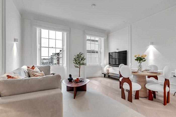 2 Bedroom Flat To Rent In Eaton Place, London, SW1X