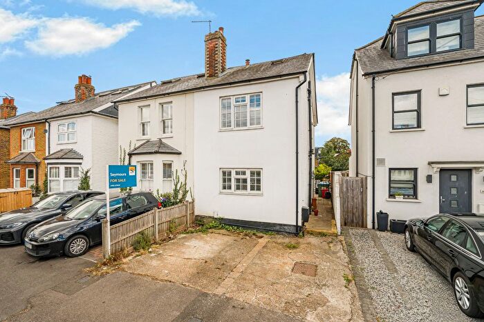 4 Bedroom Semi-Detached House For Sale In Hersham, Walton On Thames, Surrey, KT12