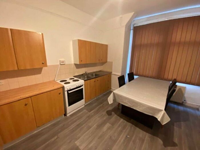 6 Bedroom Terraced House To Rent In Anson Road, Manchester, M14