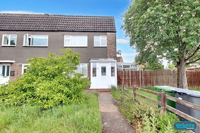 3 Bedroom Terraced House For Sale In Lambrok Close, Trowbridge, BA14