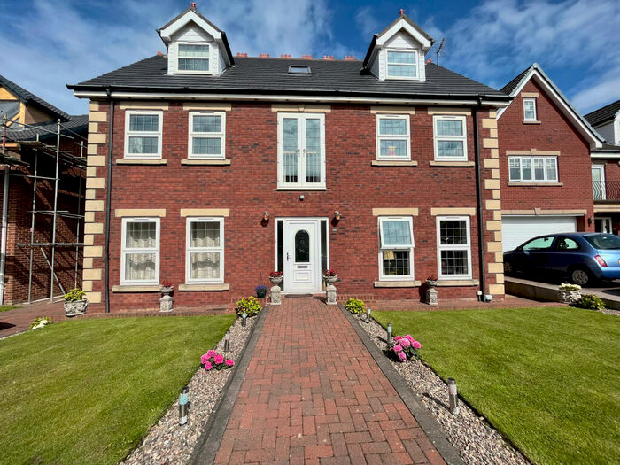 6 Bedroom Detached House To Rent In Boulmer Lea, Seaham., SR7