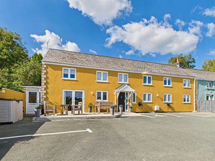 6 Bedroom Hotel For Sale In The Ferry Boat Guest House, Goodwick, SA64