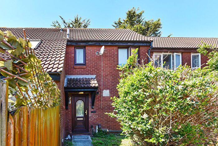 2 Bedroom Terraced House For Sale In Batten Close, London, E6