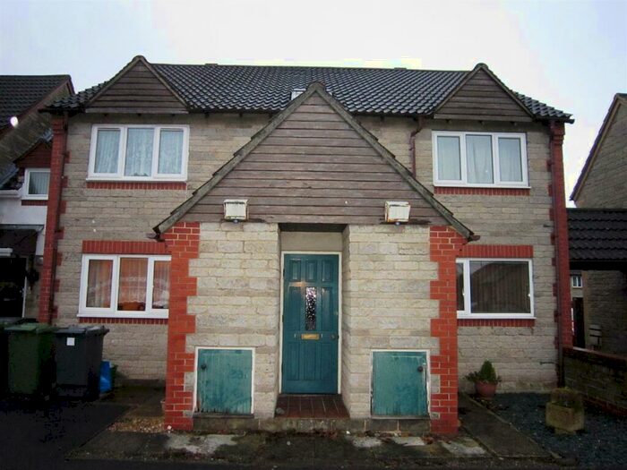 1 Bedroom Apartment To Rent In Wentworth, Bristol, BS30