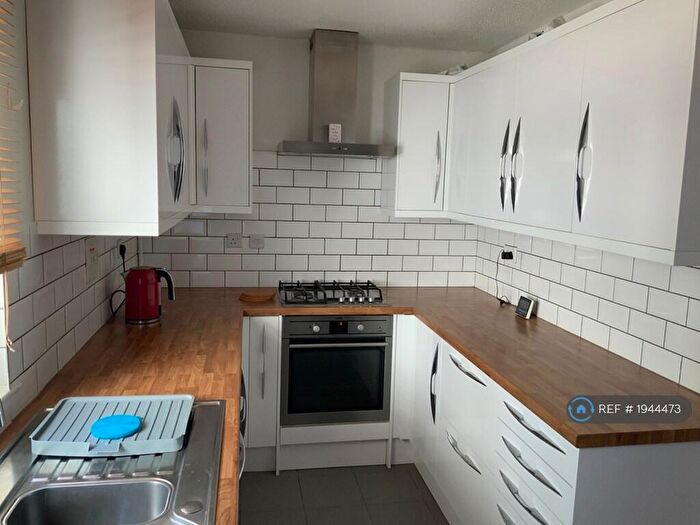 2 Bedroom Flat To Rent In Bartholomew St West, Exeter, EX4