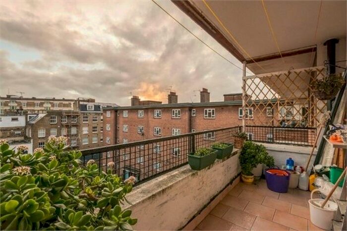 3 Bedroom Flat To Rent In Redcross Way, London, SE1