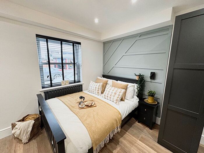 1 Bedroom Studio To Rent In Room Lawford Road, Rugby, CV21