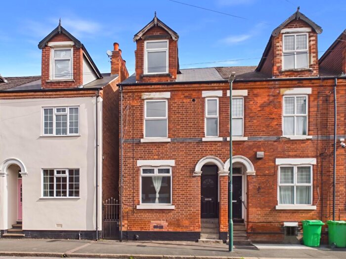 4 Bedroom End Of Terrace House For Sale In Sandringham Road, Sneinton, Nottingham, NG2