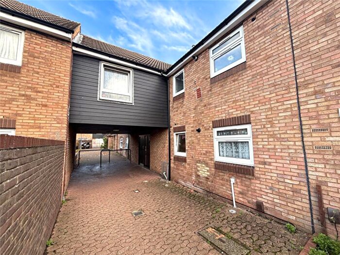 1 Bedroom Flat To Rent In Gregory Road, Romford, RM6