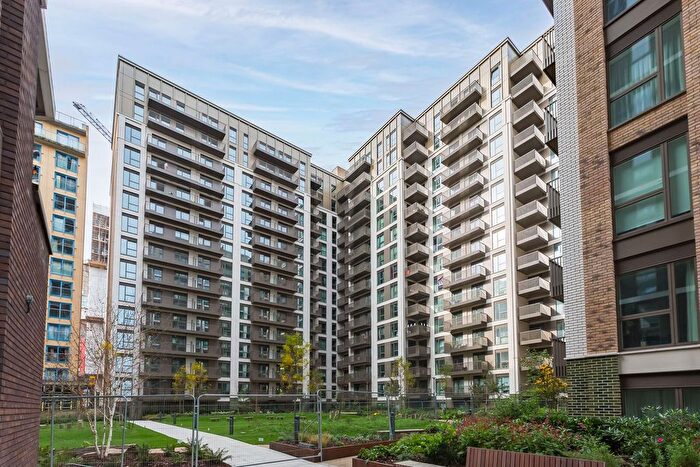 2 Bedroom Flat For Sale In Royal Eden Dock, Royal Docks, London, E16