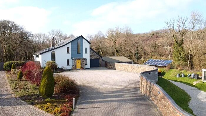 4 Bedroom Detached House For Sale In Callington, Cornwall, PL17