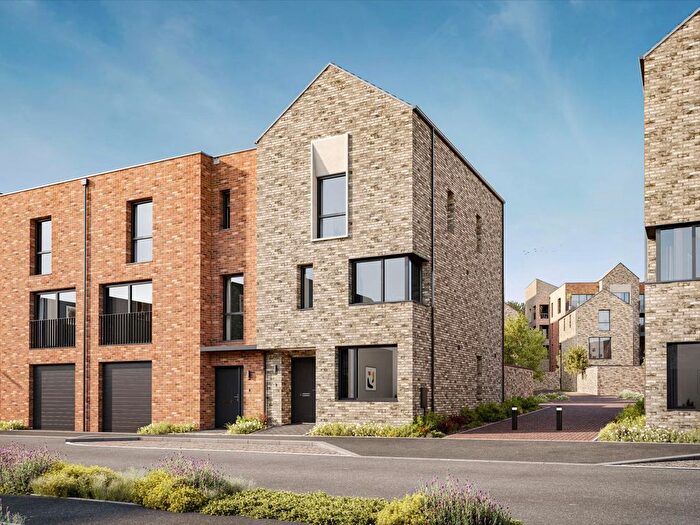 3 Bedroom Town House For Sale In Godstow Road, Wolvercote, Oxford, OX2