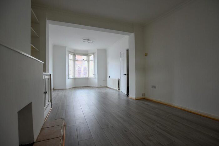 3 Bedroom Terraced House To Rent In Milton Road, Swanscombe, DA10