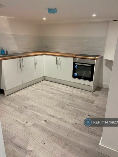 4 Bedroom Terraced House To Rent In Lower Somercotes, Leabrooks, DE55