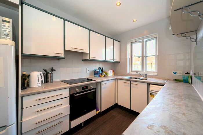 2 Bedroom Flat To Rent In Daventry Street, Marylebone, London, NW1