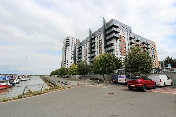 1 Bedroom Flat To Rent In Peninsula Quay, Pegasus Way, Gillingham, ME7