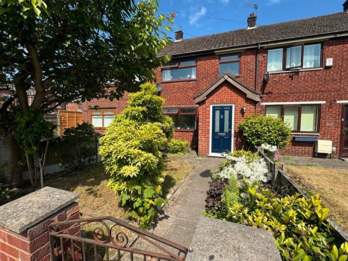 3 Bedroom Terraced House To Rent In Partington Street, Failsworth, Manchester, M35