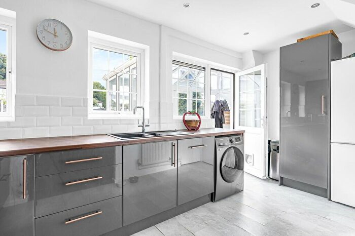 3 Bedroom Terraced House For Sale In Stanstead Road, Hertford, Hertfordshire, SG13